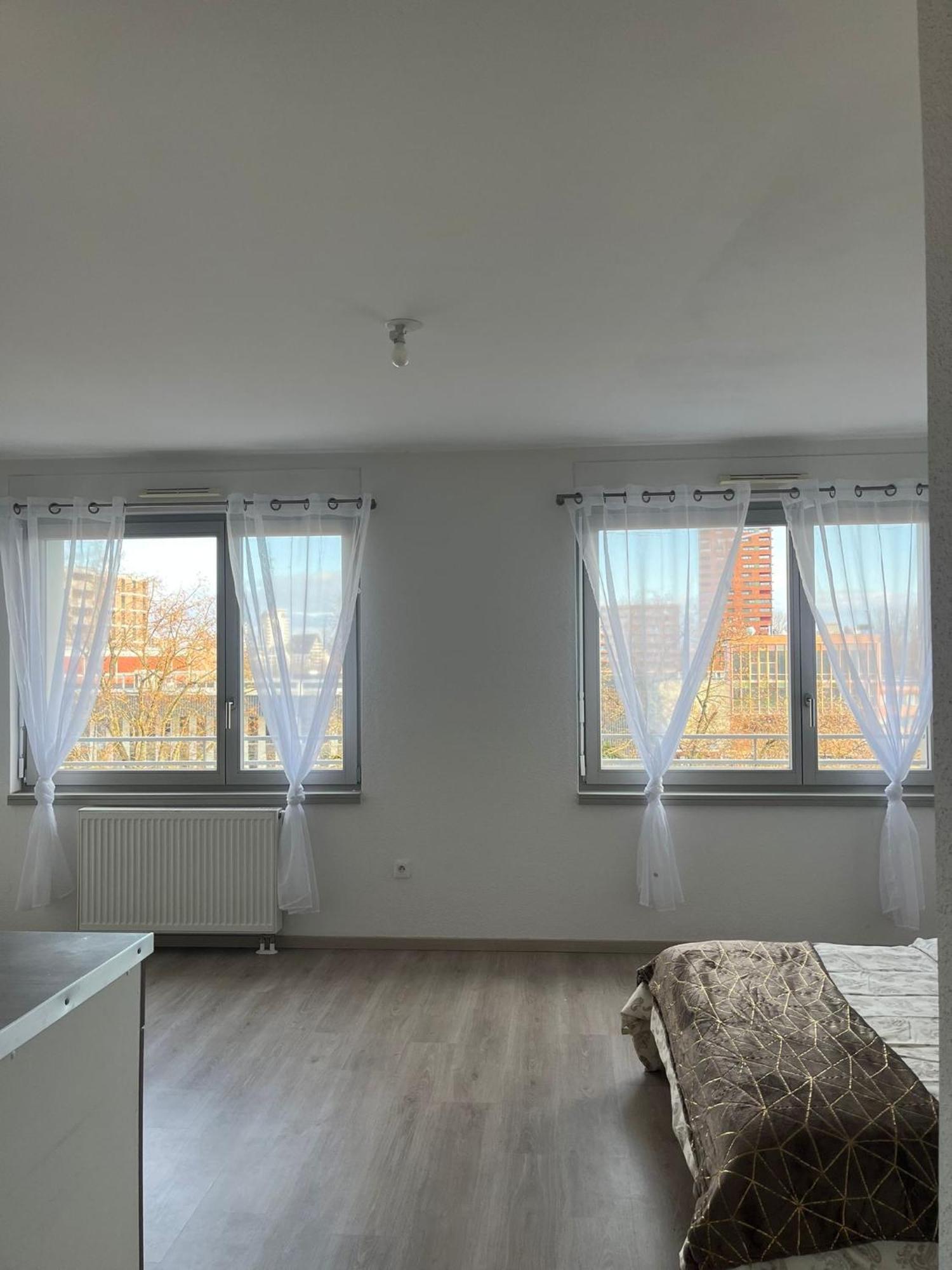Cozy Studio Near Tram - Center Страсбург Экстерьер фото